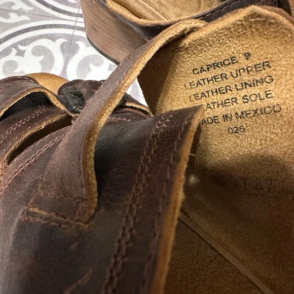 Freebird by Steven Caprice leather sandals size 9 - Picture 6 of 12